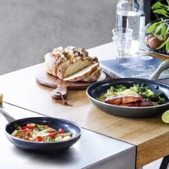 Dagelijkse Kost - Koekenpannenset 2-delig - ø20+28cm - Inductie - Anti-aanbak - PFAS-vrij -Kookgerei Serviesgoed Winkel 1200x1200 215