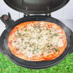 KitchenBrothers Elektrische BBQ - Met Grillplaat - Anti-aanbaklaag - Incl. Plank/Houders - Grilloppervlak 46,5x33,8cm - Tot 300°C - 2400W - Zwart 13 KitchenBrothers Elektrische BBQ - Met Grillplaat - Anti-aanbaklaag - Incl. Plank/Houders - Grilloppervlak 46,5x33,8cm - Tot 300°C - 2400W - Zwart -Kookgerei Serviesgoed Winkel 1200x1200 505