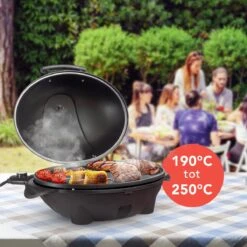 KitchenBrothers Elektrische BBQ - Met Grillplaat - Anti-aanbaklaag - Incl. Plank/Houders - Grilloppervlak 46,5x33,8cm - Tot 300°C - 2400W - Zwart 19 KitchenBrothers Elektrische BBQ - Met Grillplaat - Anti-aanbaklaag - Incl. Plank/Houders - Grilloppervlak 46,5x33,8cm - Tot 300°C - 2400W - Zwart -Kookgerei Serviesgoed Winkel 1200x1200 511