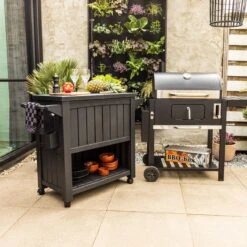 BluMill BBQ Tafel - Inclusief Koelvak 80 Liter - Op Wieltjes - Met Flessenopener - 102 X 46 X 86,5 Cm -Kookgerei Serviesgoed Winkel 1200x1200 550