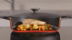 Tefal Trattoria Braadpan - Ø28 Cm - Inclusief Deksel -Kookgerei Serviesgoed Winkel 1200x675