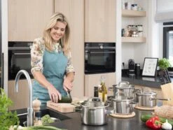 Sola Pannenset Juvia - 4 Delig - Ø 16,16,18,20 Cm - Zilver - RVS - Sandwichbodem -Kookgerei Serviesgoed Winkel 1200x906