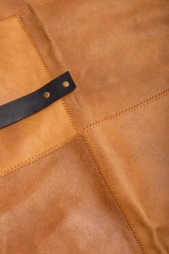 Leren Schort – Soepel Licht Bruin Leer - Barbecueschort - Kokschort - Kookschort – Keukenschort Man – 81 X 56 Cm -Kookgerei Serviesgoed Winkel 800x1200